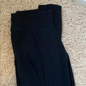 black aerie leggings